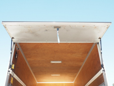 いすゞ エルフ バン車 小型 BDG-NPR85AN 年式 H19 [写真20]