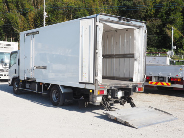 いすゞ エルフ 冷凍バン 小型 TRG-NPR85AN 年式 H28 [写真30]