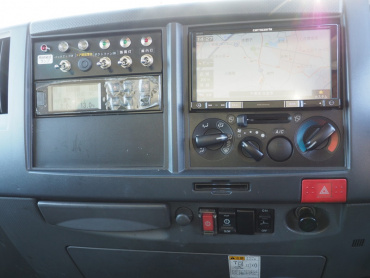 いすゞ エルフ 冷凍バン 小型 TRG-NPR85AN 年式 H28 [写真38]