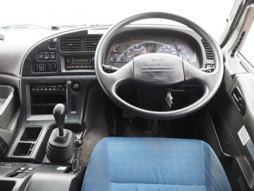 いすゞ ギガ ウイング車 大型 QKG-CYJ77A 年式 H27 [写真34]