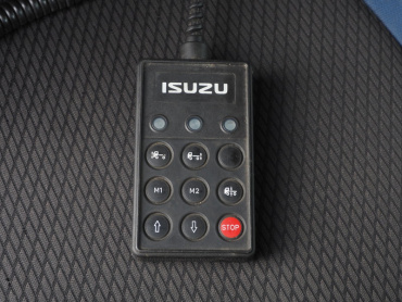 いすゞ ギガ 平ボディ 大型 QKG-CYJ77B 年式 H29 [写真32]