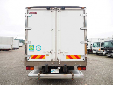 いすゞ フォワード 冷凍バン 中型 TKG-FRR90T2 年式 H25 [写真07]