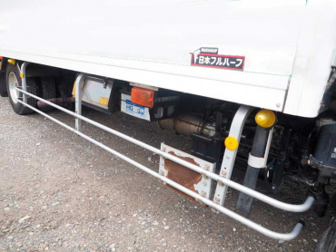 いすゞ フォワード 冷凍バン 中型 TKG-FRR90T2 年式 H25 [写真11]