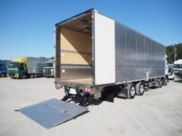 いすゞ ギガ ウイング車 大型 2PG-CYJ77C 年式 H30 [写真33]