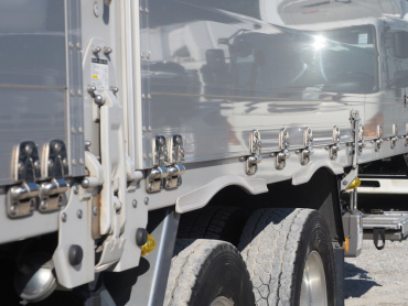 いすゞ ギガ ウイング車 大型 2PG-CYJ77C 年式 H30 [写真11]