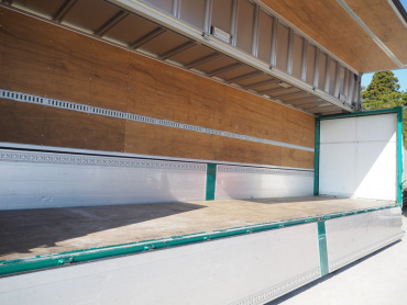 いすゞ ギガ ウイング車 大型 QKG-CYJ77B 年式 H28 [写真20]