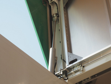 いすゞ ギガ ウイング車 大型 QKG-CYJ77B 年式 H28 [写真17]