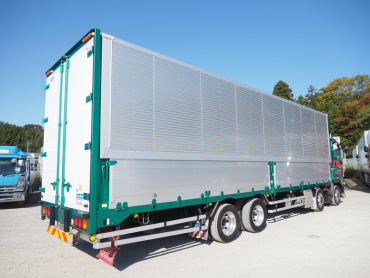 いすゞ ギガ ウイング車 大型 QKG-CYJ77B 年式 H28 [写真05]