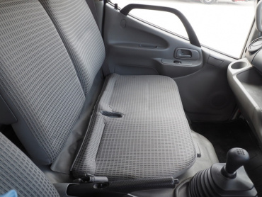 日野 デュトロ バン車 小型 TKG-XZU655M 年式 H28 [写真31]