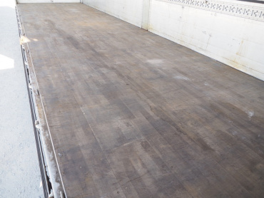 いすゞ ギガ ウイング車 大型 PDG-CYJ77W8 年式 H20 [写真22]