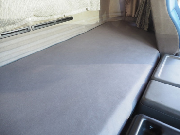 いすゞ ギガ ウイング車 大型 PDG-CYJ77W8 年式 H20 [写真37]