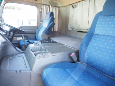 いすゞ ギガ ウイング車 大型 PDG-CYJ77W8 年式 H20 [写真38]