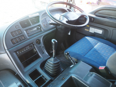 いすゞ ギガ ウイング車 大型 PDG-CYJ77W8 年式 H20 [写真34]