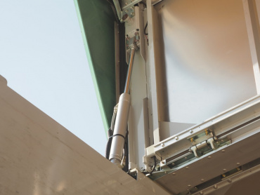 いすゞ ギガ ウイング車 大型 QKG-CYJ77A 年式 H26 [写真16]