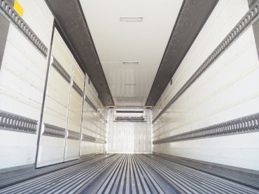 いすゞ ギガ 冷凍バン 大型 QKG-CYL77A 年式 H25 [写真17]