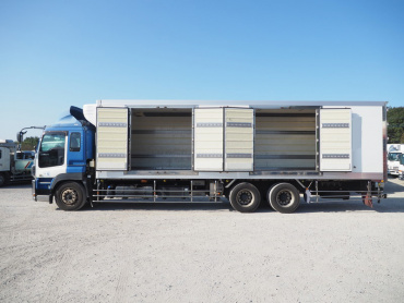 いすゞ ギガ 冷凍バン 大型 QKG-CYL77A 年式 H25 [写真15]