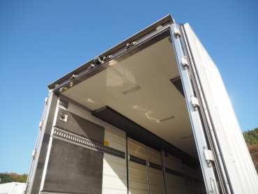 いすゞ ギガ 冷凍バン 大型 QKG-CYL77A 年式 H25 [写真21]