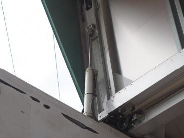 日野 グランドプロフィア ウイング車 大型 BDG-FW1EXYG 年式 H22 [写真16]