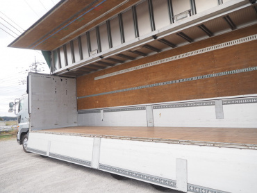 日野 グランドプロフィア ウイング車 大型 BDG-FW1EXYG 年式 H22 [写真18]