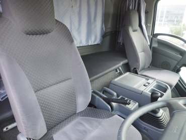 いすゞ フォワード ウイング車 中型 PKG-FRR90S2 年式 H22 [写真30]