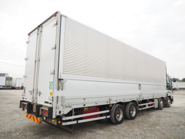 いすゞ ギガ ウイング車 大型 QKG-CYJ77A 年式 H26 [写真06]