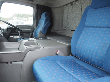 いすゞ ギガ ウイング車 大型 QKG-CYJ77A 年式 H26 [写真41]