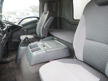 いすゞ フォワード ウイング車 中型 PDG-FRR34T2 年式 H20 [写真37]