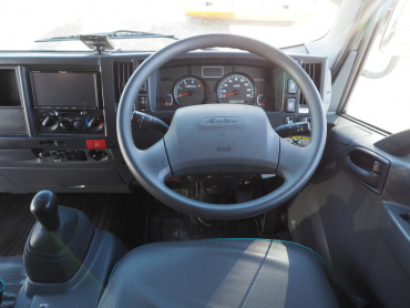 いすゞ エルフ バン車 小型 TRG-NPR85AN 年式 H29 [写真27]