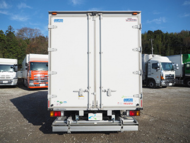 いすゞ エルフ バン車 小型 TRG-NPR85AN 年式 H29 [写真06]