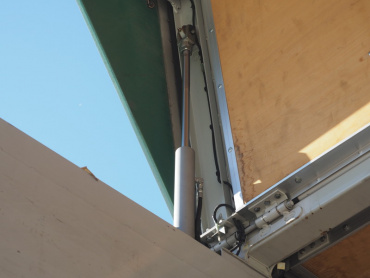 いすゞ ギガ ウイング車 大型 PDG-CYJ77W8A 年式 H21 [写真18]