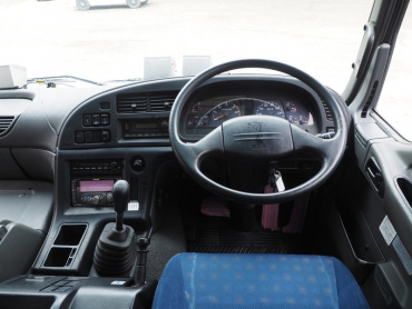 いすゞ ギガ ウイング車 大型 LKG-CYJ77A 年式 H23 [写真30]