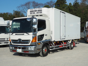日野 レンジャー 冷凍バン 中型 TKG-FD7JLAG 年式 H27 [写真01]