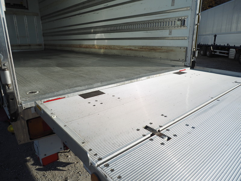 日野 レンジャー 冷凍バン 中型 TKG-FD7JLAG 年式 H27[写真23]