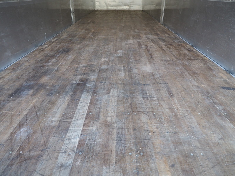 いすゞ ギガ ウイング車 大型 QKG-CYJ77A 年式 H27[写真26]