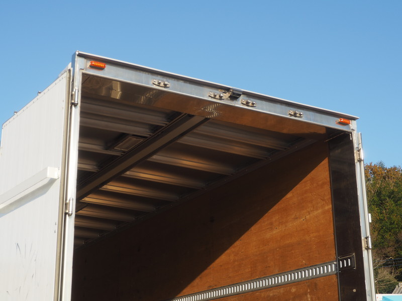 いすゞ ギガ ウイング車 大型 QKG-CYJ77A 年式 H27[写真27]