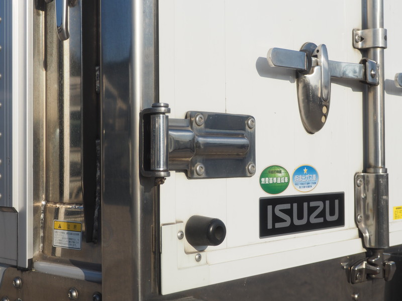 いすゞ ギガ ウイング車 大型 QKG-CYJ77A 年式 H27[写真31]