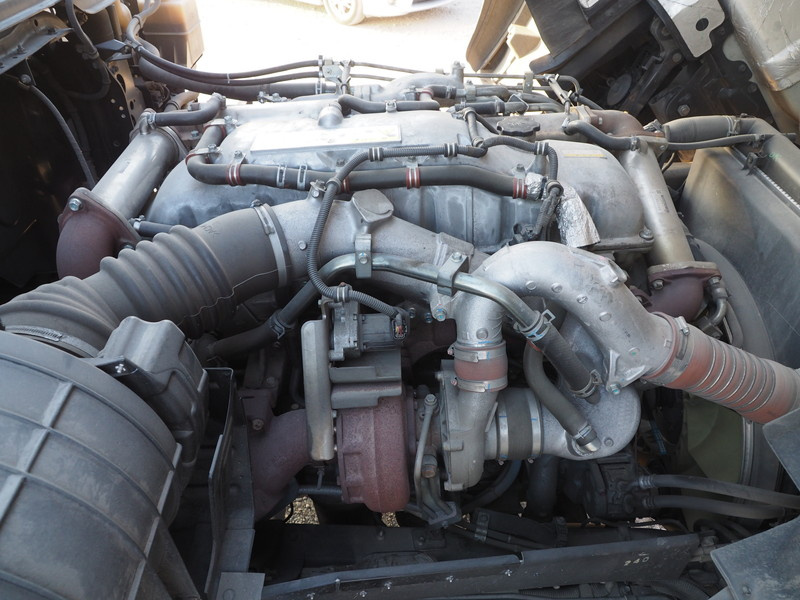 いすゞ ギガ ウイング車 大型 QKG-CYJ77A 年式 H27[写真55]