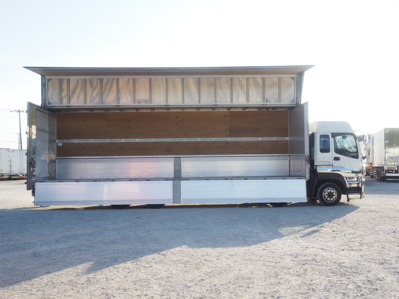 いすゞ ギガ ウイング車 大型 QKG-CYJ77A 年式 H27[写真11]