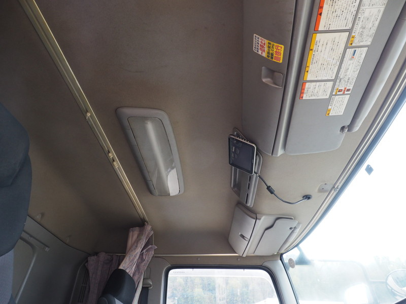 日野 グランドプロフィア ウイング車 大型 QKG-FW1AXBG 年式 H25[写真28]