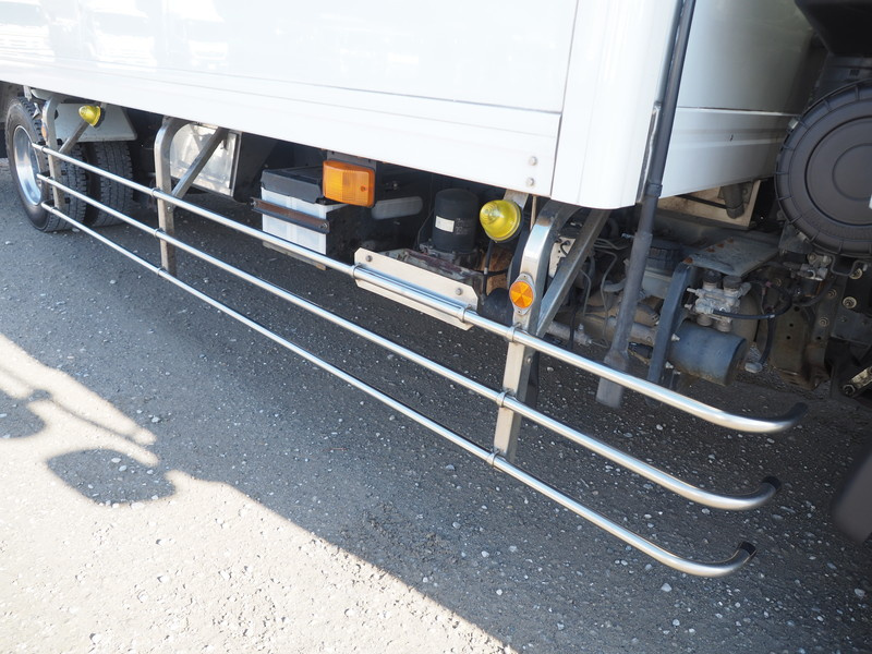 日野 レンジャー 冷凍バン 中型 TKG-FD7JLAG 年式 H26[写真11]