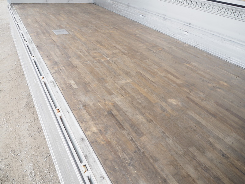 いすゞ フォワード ウイング車 中型 TKG-FRR90T2 年式 H27[写真23]