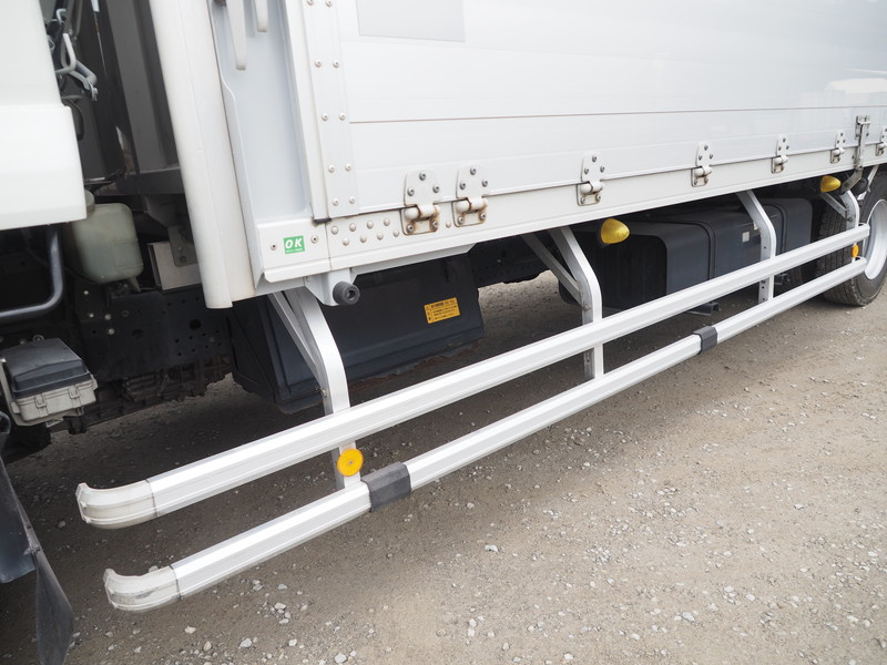 いすゞ フォワード ウイング車 中型 TKG-FRR90T2 年式 H27[写真15]