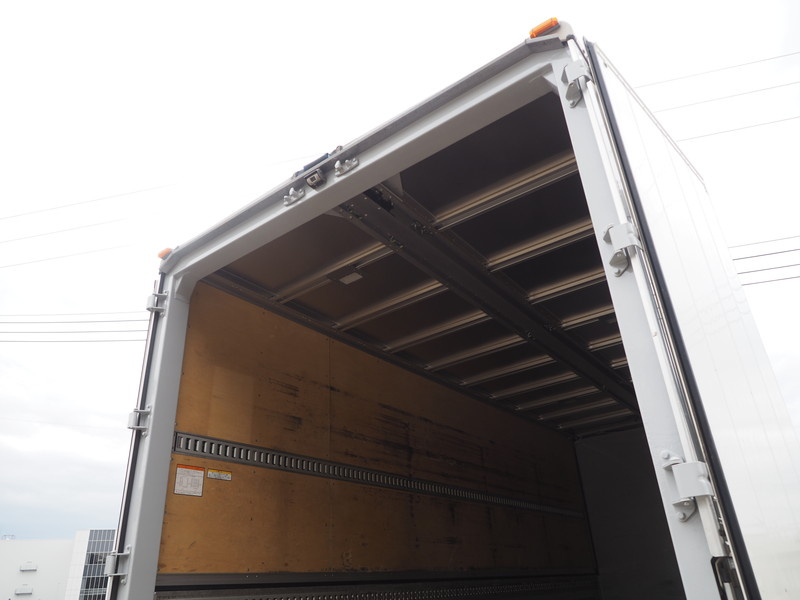 いすゞ フォワード ウイング車 中型 TKG-FRR90T2 年式 H27[写真27]