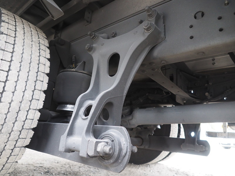 いすゞ フォワード ウイング車 中型 TKG-FRR90T2 年式 H27[写真45]