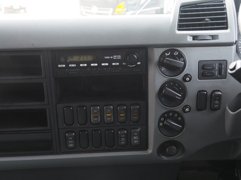 三菱ふそう ファイター ウイング車 中型 TKG-FK64F 年式 H25[写真34]