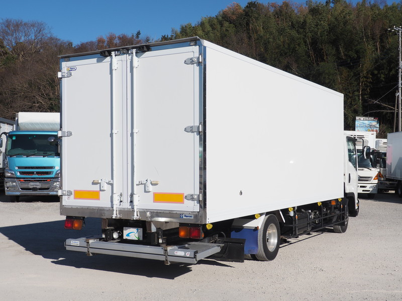 いすゞ フォワード 冷凍バン 中型 PKG-FRR90T2 年式 H21[写真05]