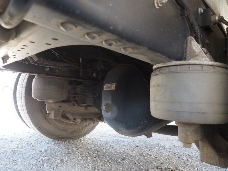 いすゞ フォワード 冷凍バン 中型 PKG-FRR90T2 年式 H21[写真38]