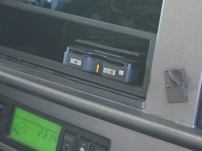 日野 グランドプロフィア 冷凍バン 大型 LKG-FW1EYBG 年式 H22[写真34]