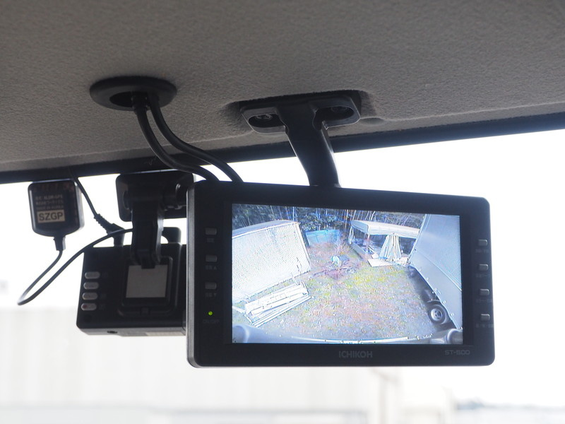 日野 レンジャー 冷凍バン 中型 TKG-FC9JKAG 年式 H25[写真32]