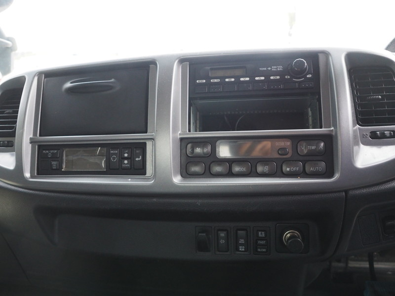 日野 レンジャー 冷凍バン 中型 TKG-FC9JKAG 年式 H25[写真30]